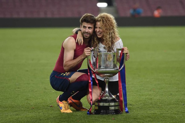 Shakira y Piqué celebran doblete del Barcelona